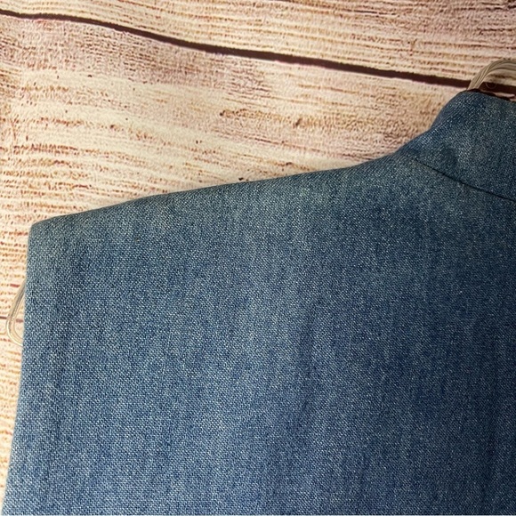 Vintage Cambridge Dry Goods Feather Embroidered Vest Denim Medium Concho Buttons - Picture 2 of 7